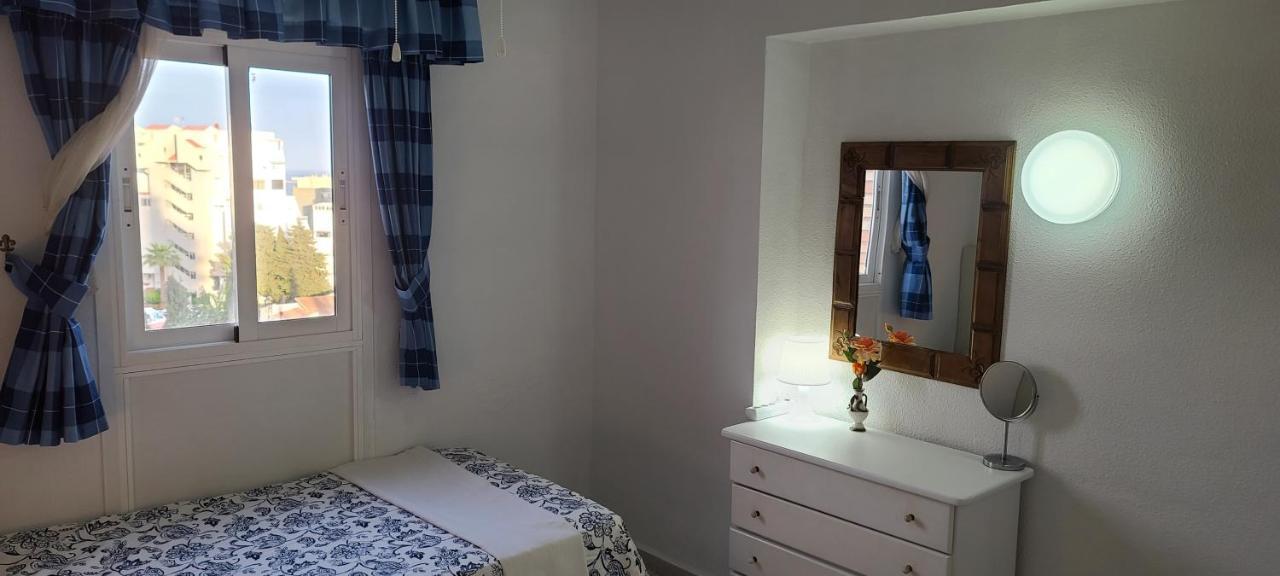 Acuario Shared Flat Piso Compartido Est Partage الشقة مشتركة Apartment Benalmadena Luaran gambar