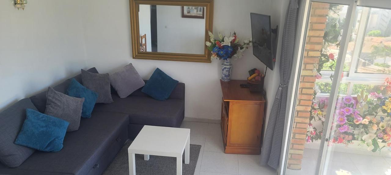Acuario Shared Flat Piso Compartido Est Partage الشقة مشتركة Apartment Benalmadena Luaran gambar