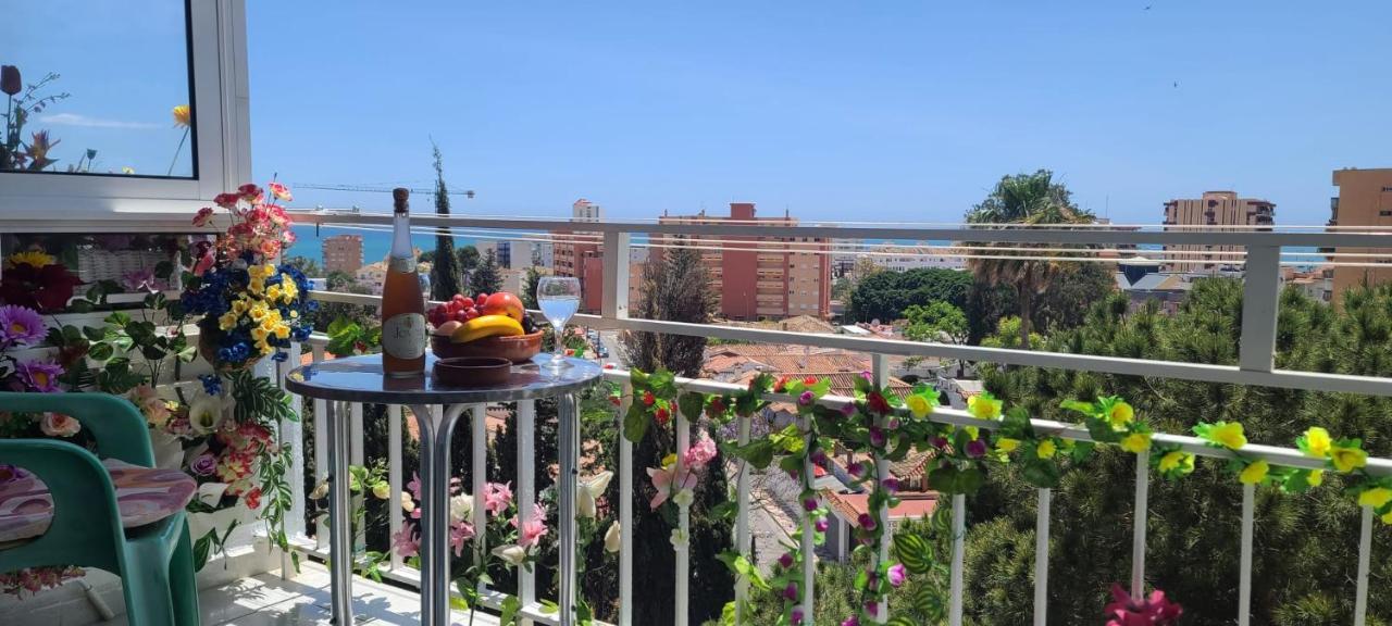 Acuario Shared Flat Piso Compartido Est Partage الشقة مشتركة Apartment Benalmadena Luaran gambar