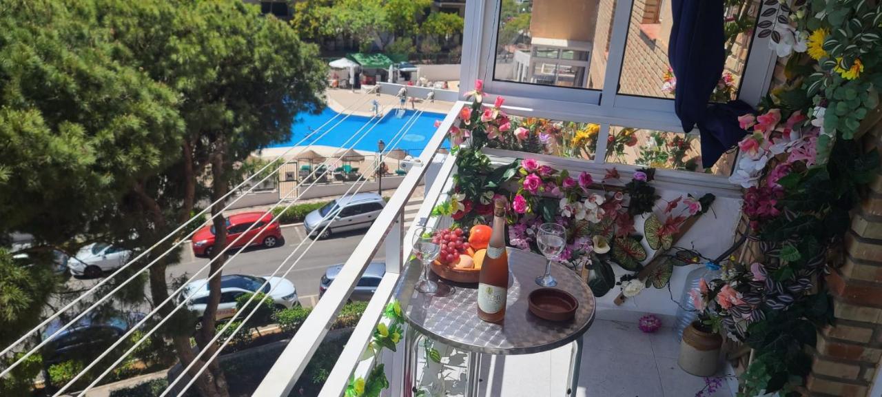 Acuario Shared Flat Piso Compartido Est Partage الشقة مشتركة Apartment Benalmadena Luaran gambar