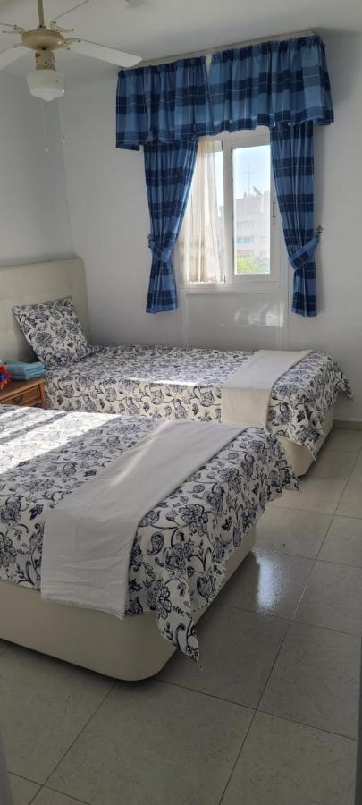 Acuario Shared Flat Piso Compartido Est Partage الشقة مشتركة Apartment Benalmadena Luaran gambar
