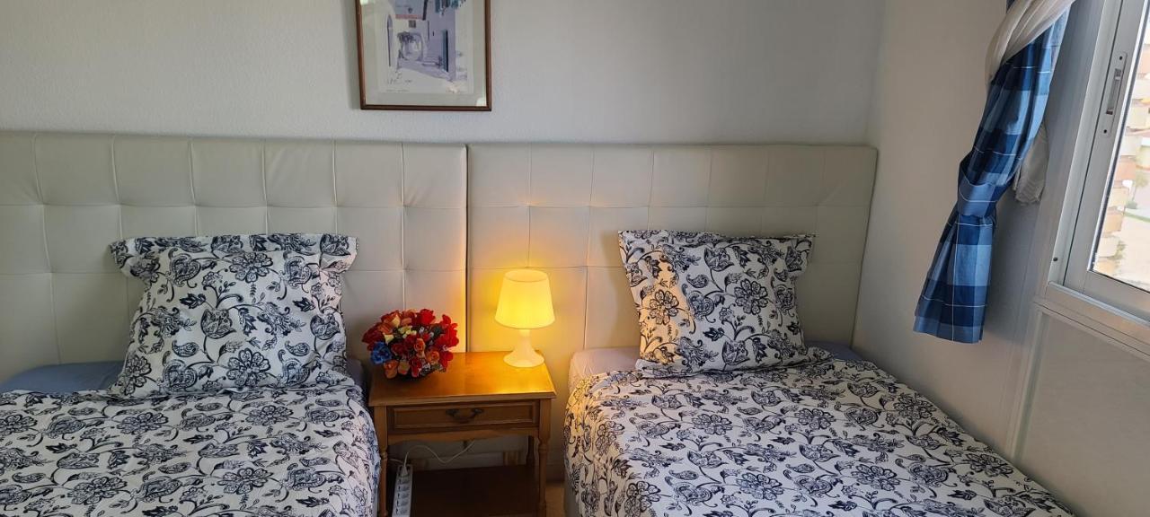 Acuario Shared Flat Piso Compartido Est Partage الشقة مشتركة Apartment Benalmadena Luaran gambar